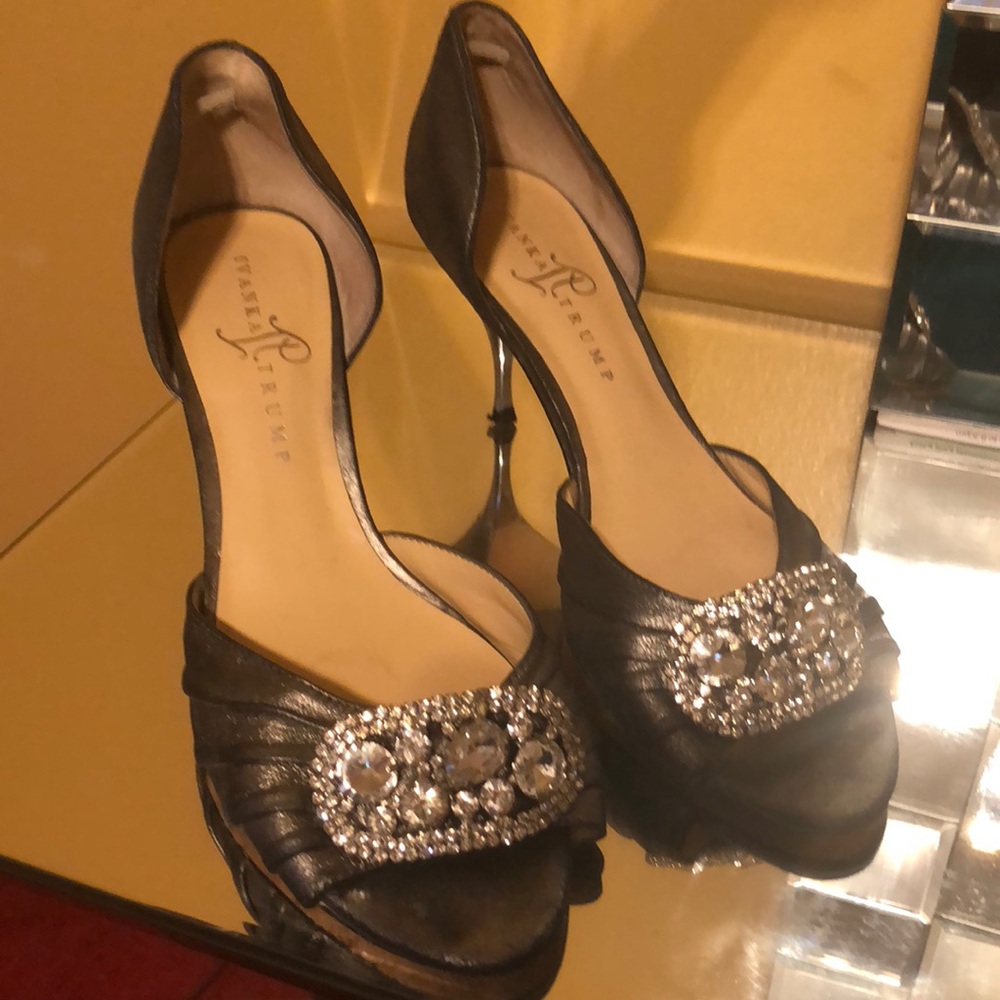 Gray Ivanka Trump shoes